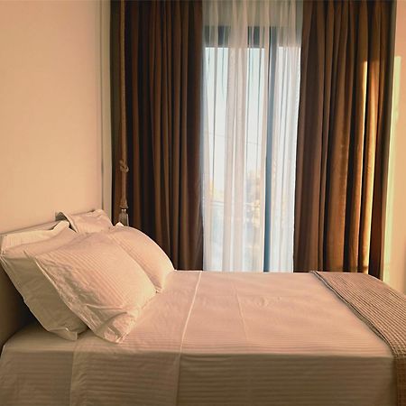 Hotel Vila 19 ديرمي المظهر الخارجي الصورة