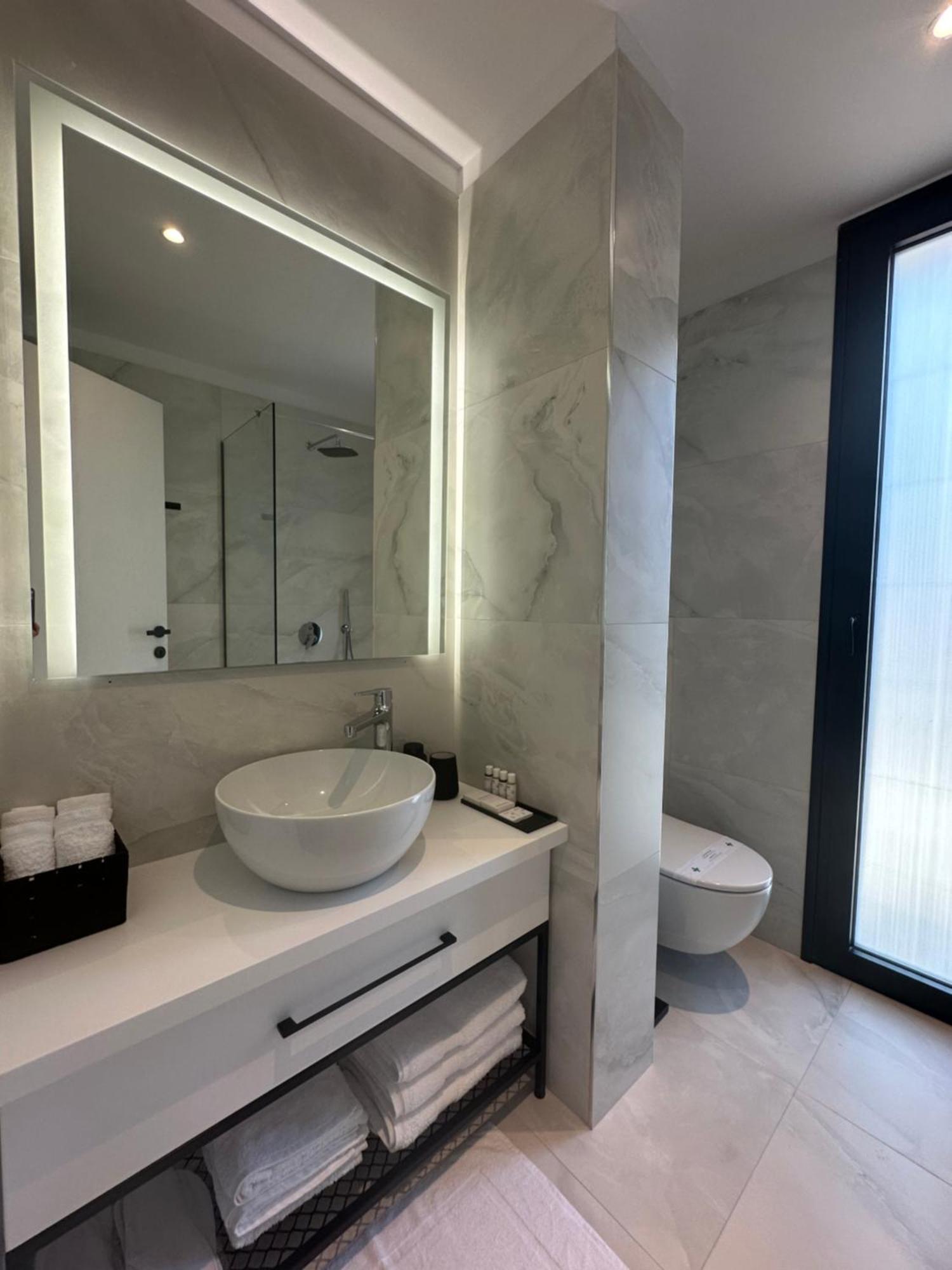 Hotel Vila 19 ديرمي المظهر الخارجي الصورة