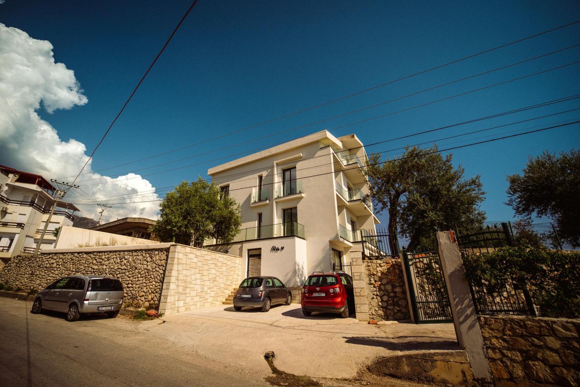Hotel Vila 19 ديرمي المظهر الخارجي الصورة